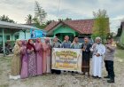KUA Manyak Payed Bagikan Takjil dan Santuni Anak Yatim
