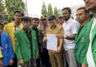 Mahasiswa Pase Desak Penyelesaian Uang Atlet PON, Wali Kota dan Ketua DPRK Tandatangani Petisi