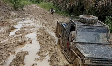 Menanti Janji Pembangunan, Jalan di Pelosok Aceh Timur Masih Berlumpur