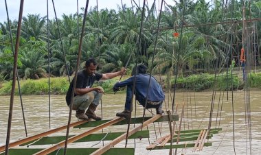 Progres Jembatan Peudari Capai 60 Persen, Pemasangan Rangka Besi Berlanjut