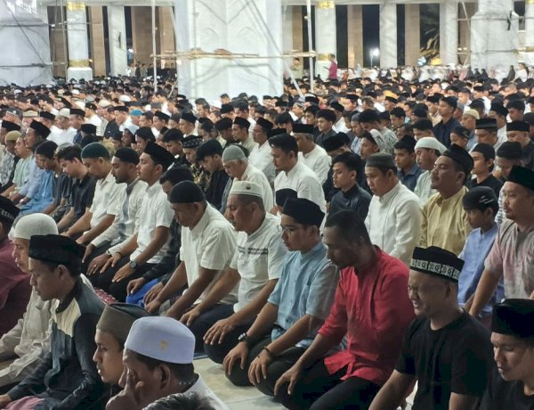 Tarawih Perdana, Jamaah Padati Masjid Agung Islamic Centre Lhokseumawe