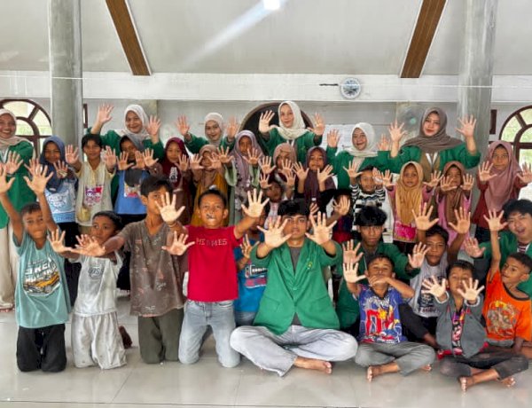 KKN Kelompok 14 Unimal Gelar Program BASUH Bersama Anak-Anak Desa Cot Mee