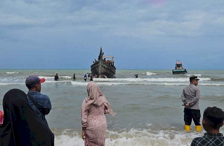 Kapal Rohingya Kembali Terombang-Ambing di Perairan Aceh Timur, Apa yang Terjadi Selanjutnya?