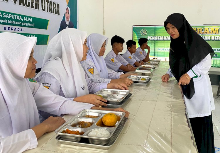216 Siswa MAN 4 Aceh Utara Nikmati Program Makanan Bergizi Gratis