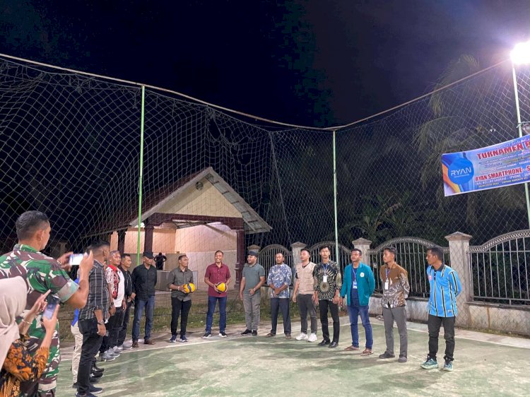 Panglima Muda Daerah III Sofyan Ismail Buka Turnamen Voli dengan Pemukulan Bola Pertama