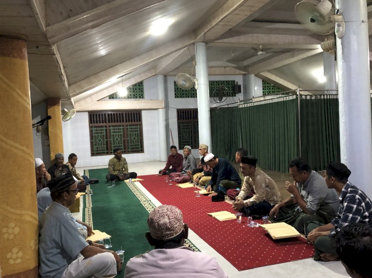 Pengajian Rutin Gampong Guha Uleue Dihadiri Mahasiswa KPM UIN SUNA Lhokseumawe