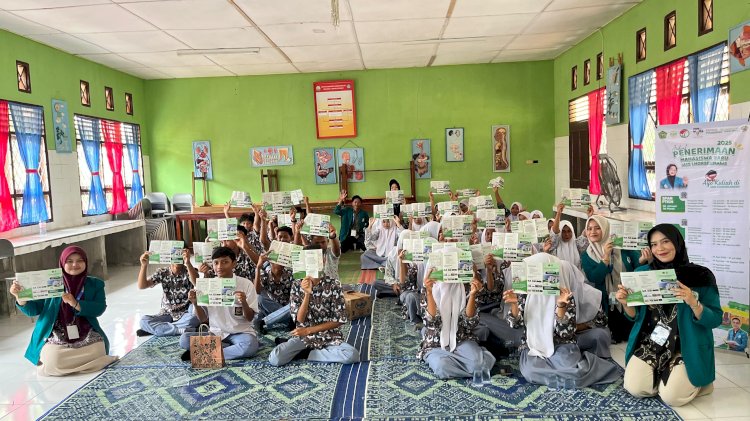 ‎Mahasiswa KPM UIN Suna Lhokseumawe Gelar Sosialisasi Dampak Pernikahan Dini dan Pengenalan Kampus di SMAN 1 Simpang Keuramat